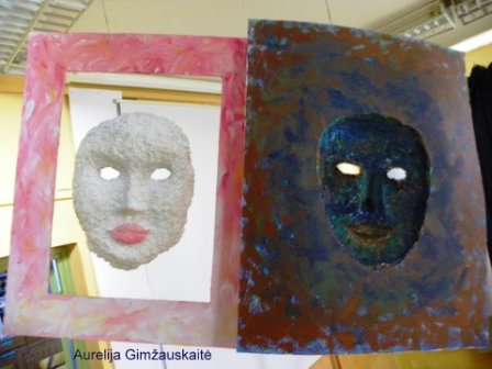 100_1308dailesegzas2013