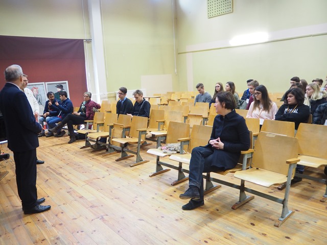 P4250584konfer25tarppilait2017