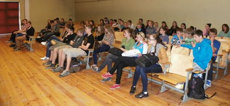 100_4291_debatai2013pr