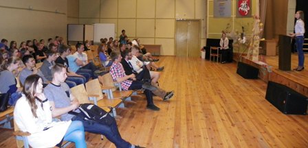 100_4308_debatai2013pr