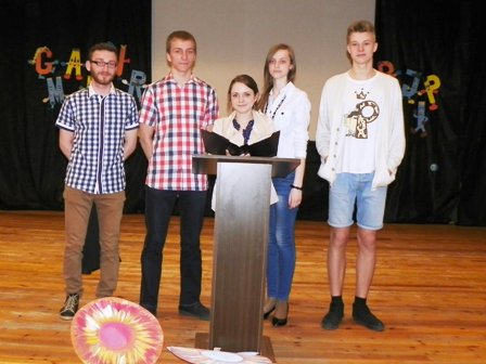 100_4313_debatai2013pr