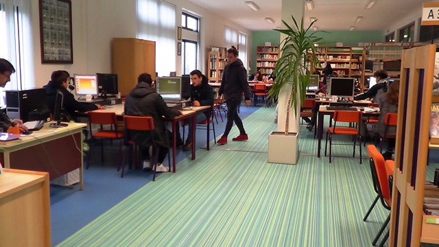 DSC04123bibliotekoje