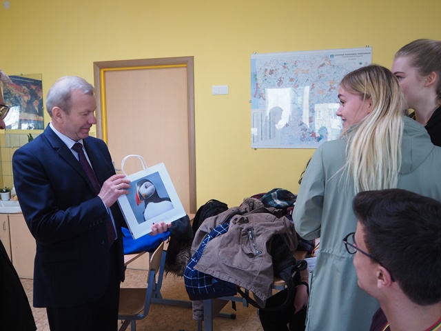 P4240336dirvov3konfer2017