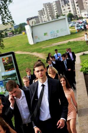 305662_4265661098474_1669648435_simt2013n