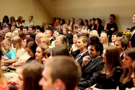 379647_4265669018672_1334839818_simt2013n